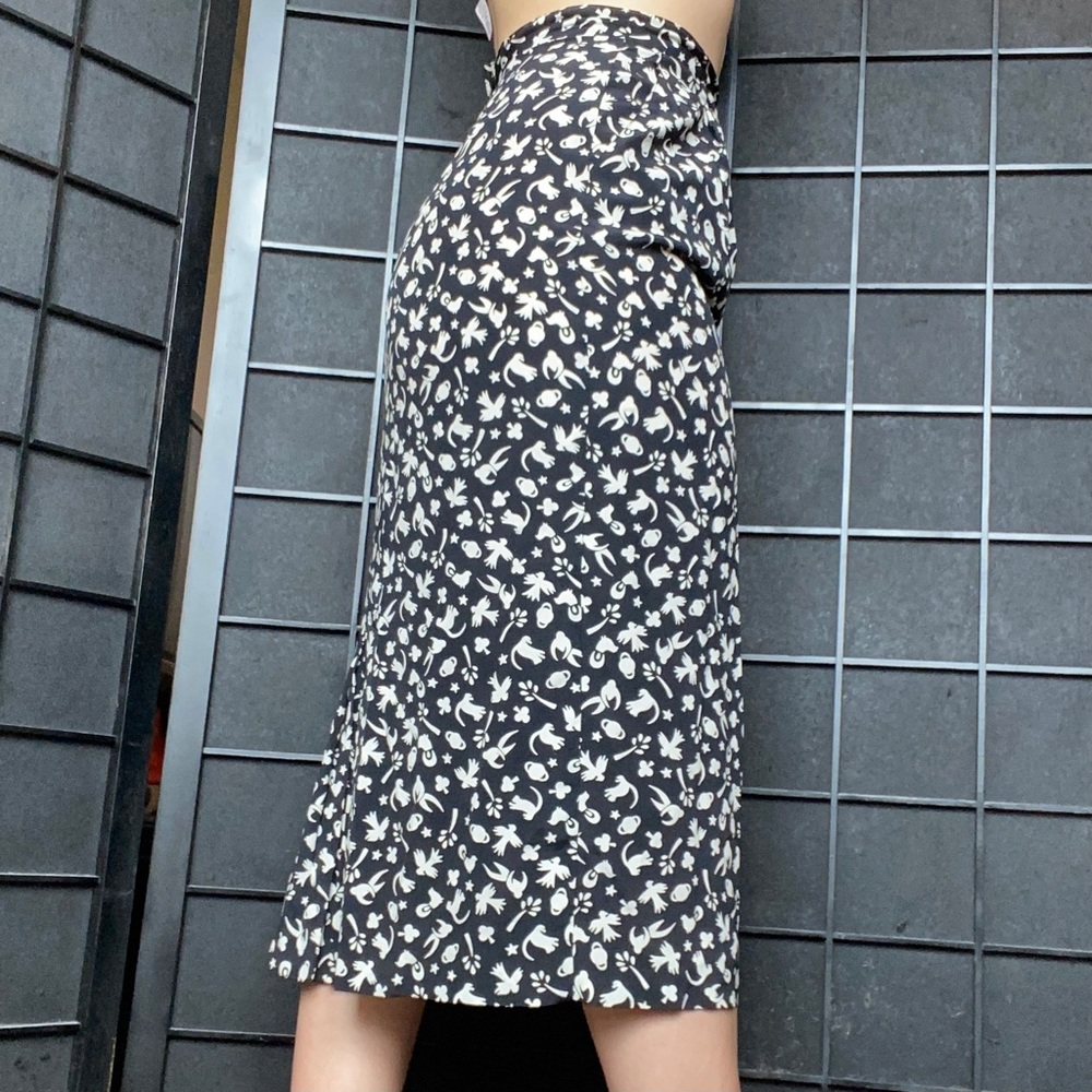 Super cute pencil high waisted skirt